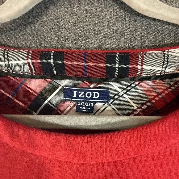 Izod Women's Red Long Sleeves & Flannel Bottom Layer Warm Sz XXL EUC - Picture 3 of 3